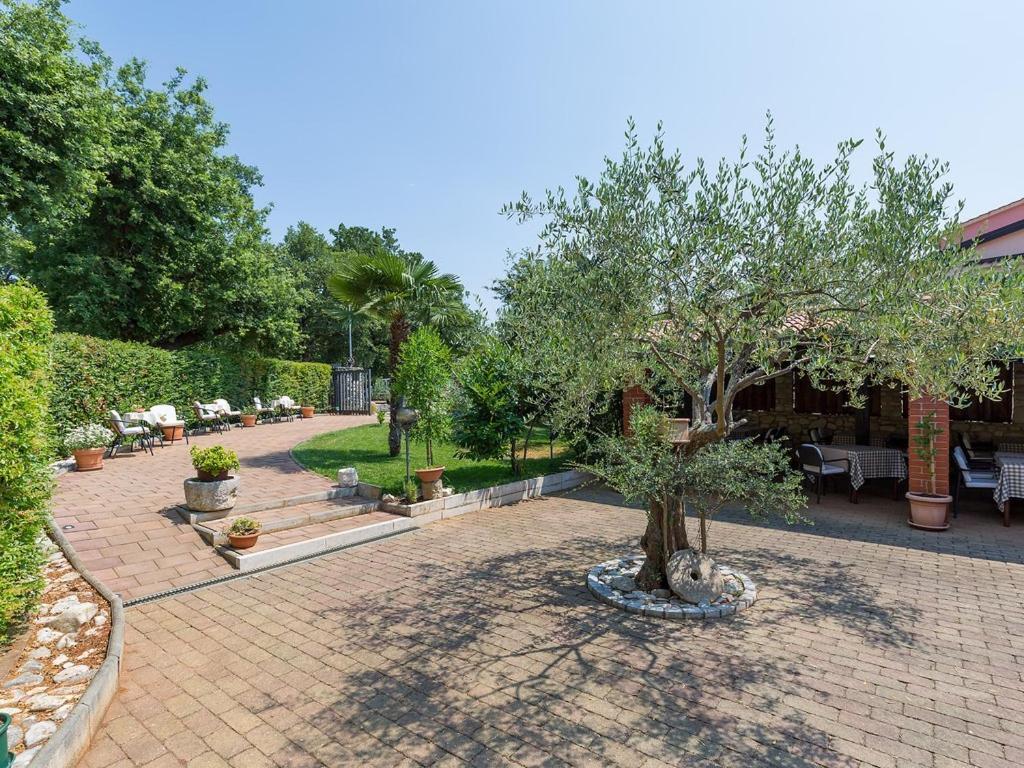 Bed And Breakfast Kolo Adults Only Bužinija 外观 照片