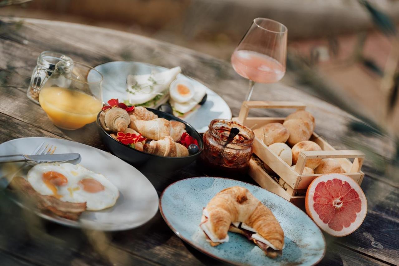 Bed And Breakfast Kolo Adults Only Bužinija 外观 照片