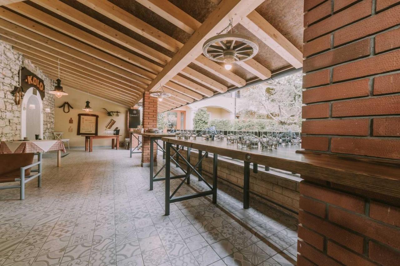 Bed And Breakfast Kolo Adults Only Bužinija 外观 照片