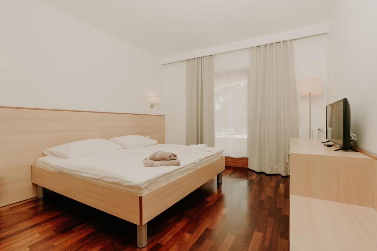 Bed And Breakfast Kolo Adults Only Bužinija 外观 照片