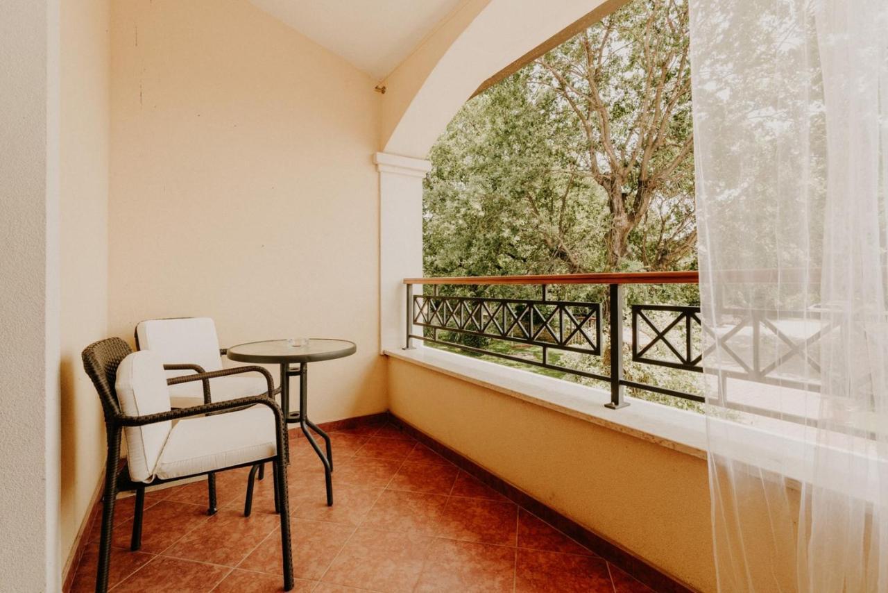 Bed And Breakfast Kolo Adults Only Bužinija 外观 照片